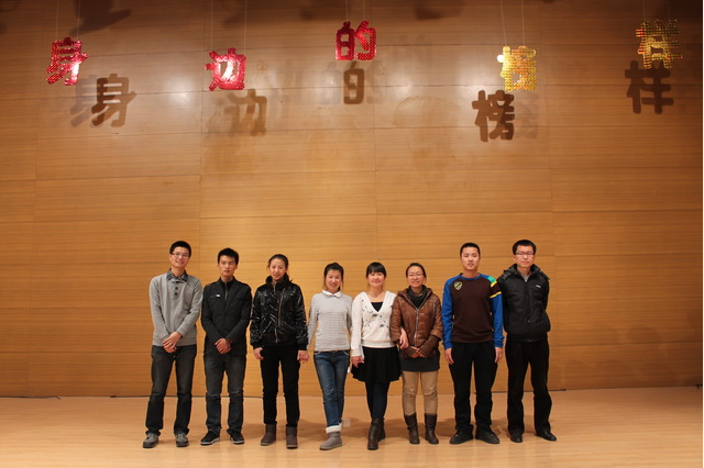 新2会员手机管理端2012优秀学生事迹报告会